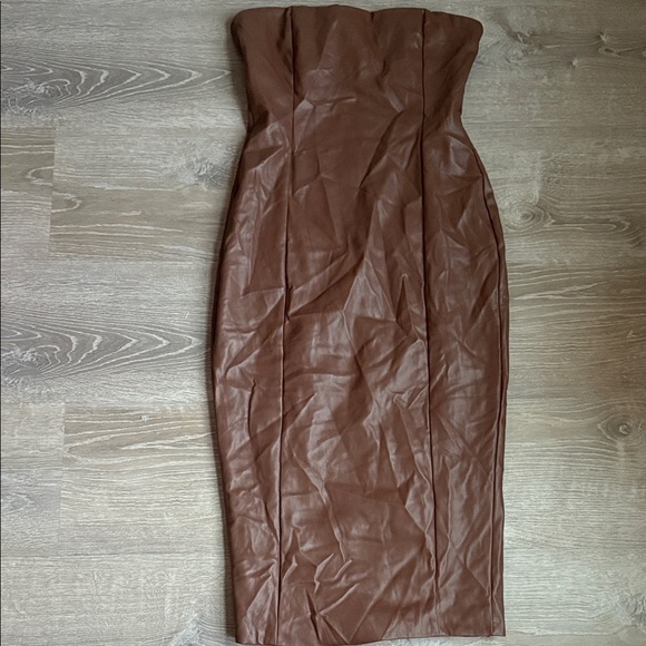 NEW MESHKI PAmela Strapless Faux Leather Dress Large - Picture 2 of 10